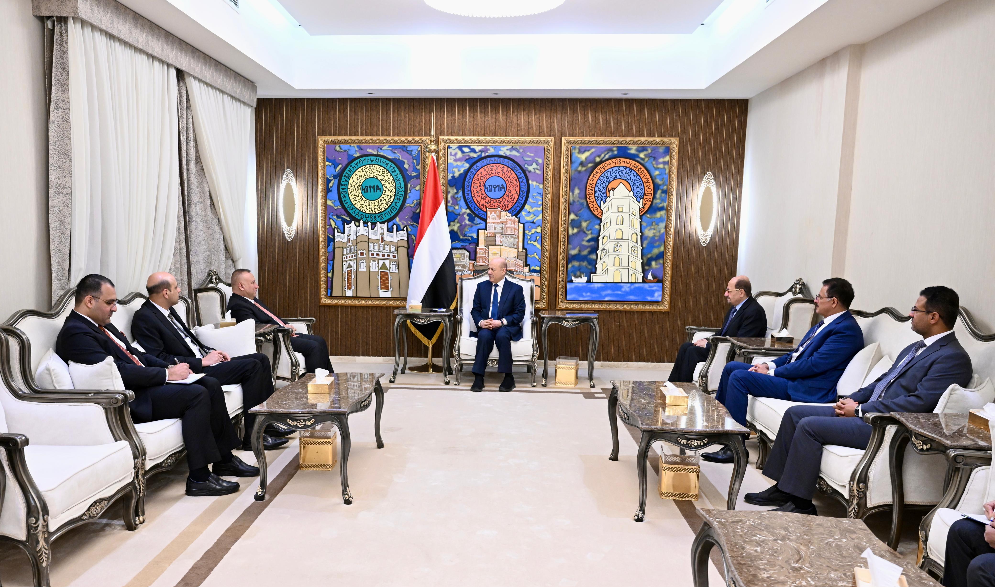 President of Leadership Council Receives Ambassador of Iraq