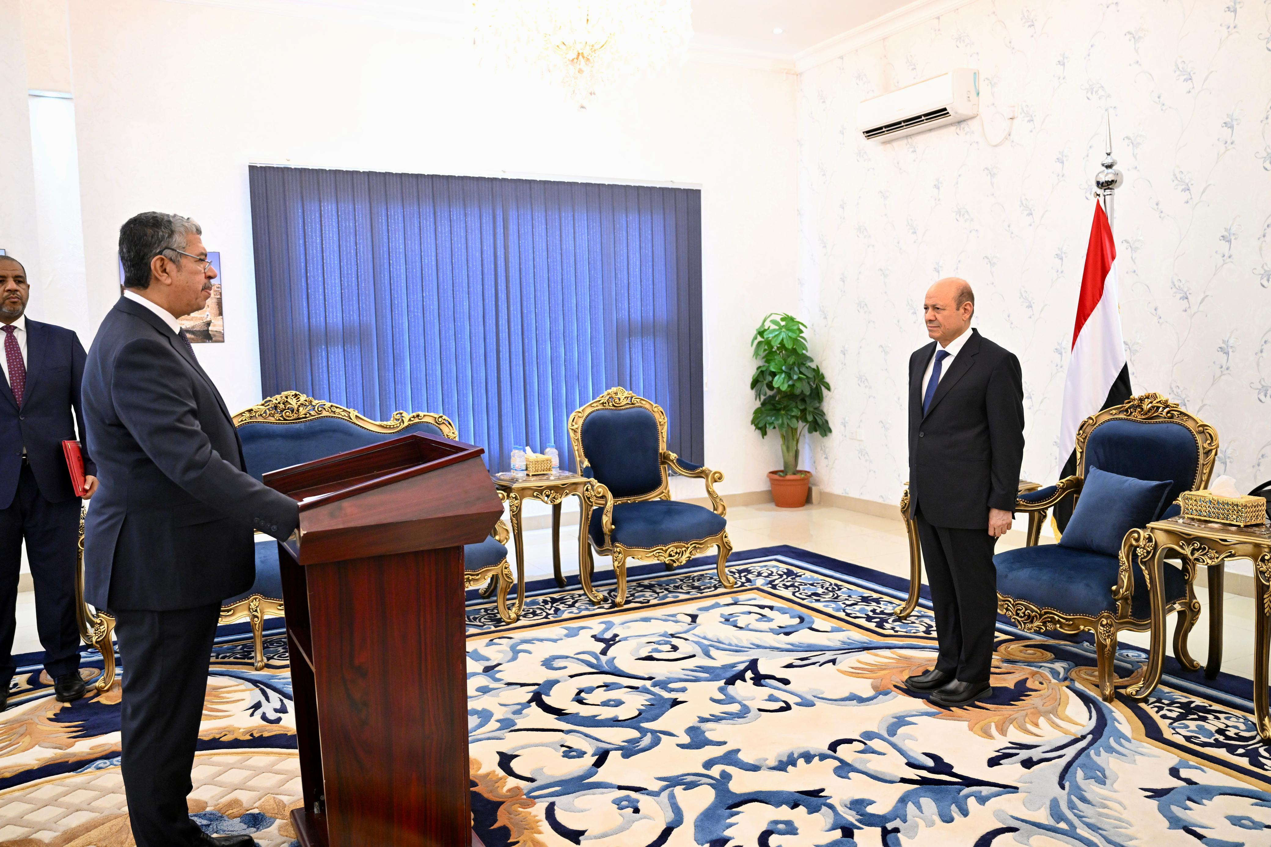 YEMEN’S AMBASSADOR TO EGYPT TAKES OATH BEFORE PRESIDENT AL ALIMI  ، 01 Nov 2023