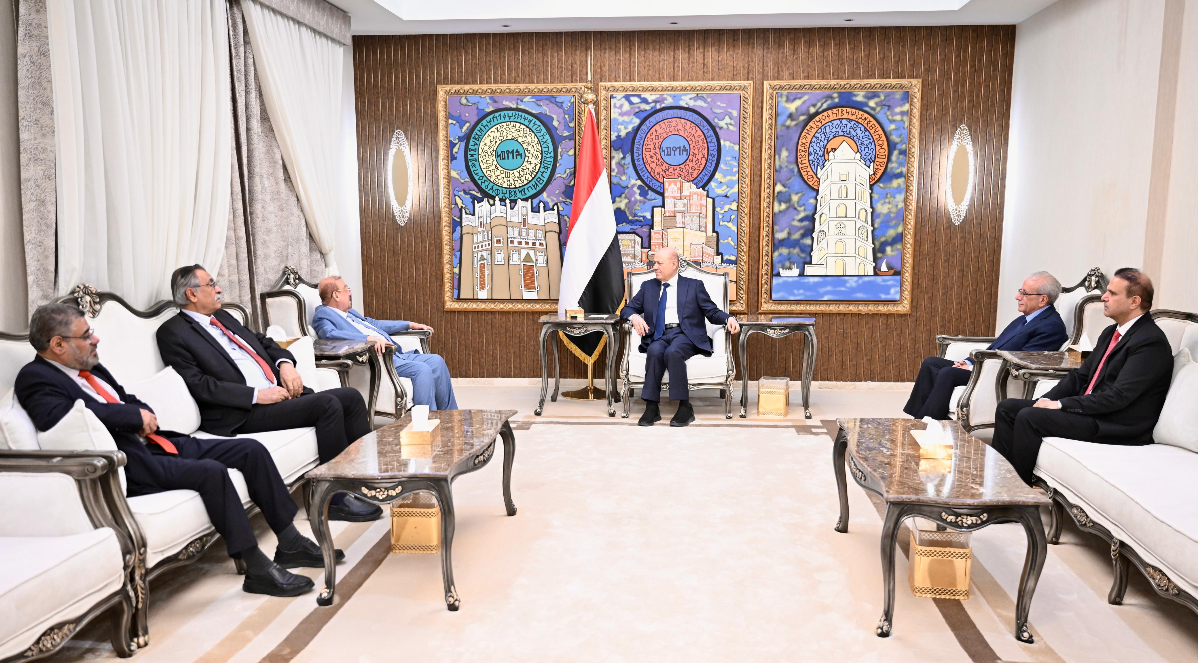 President Al-Alimi meets with Speaker and members of the Presidency of Parliament