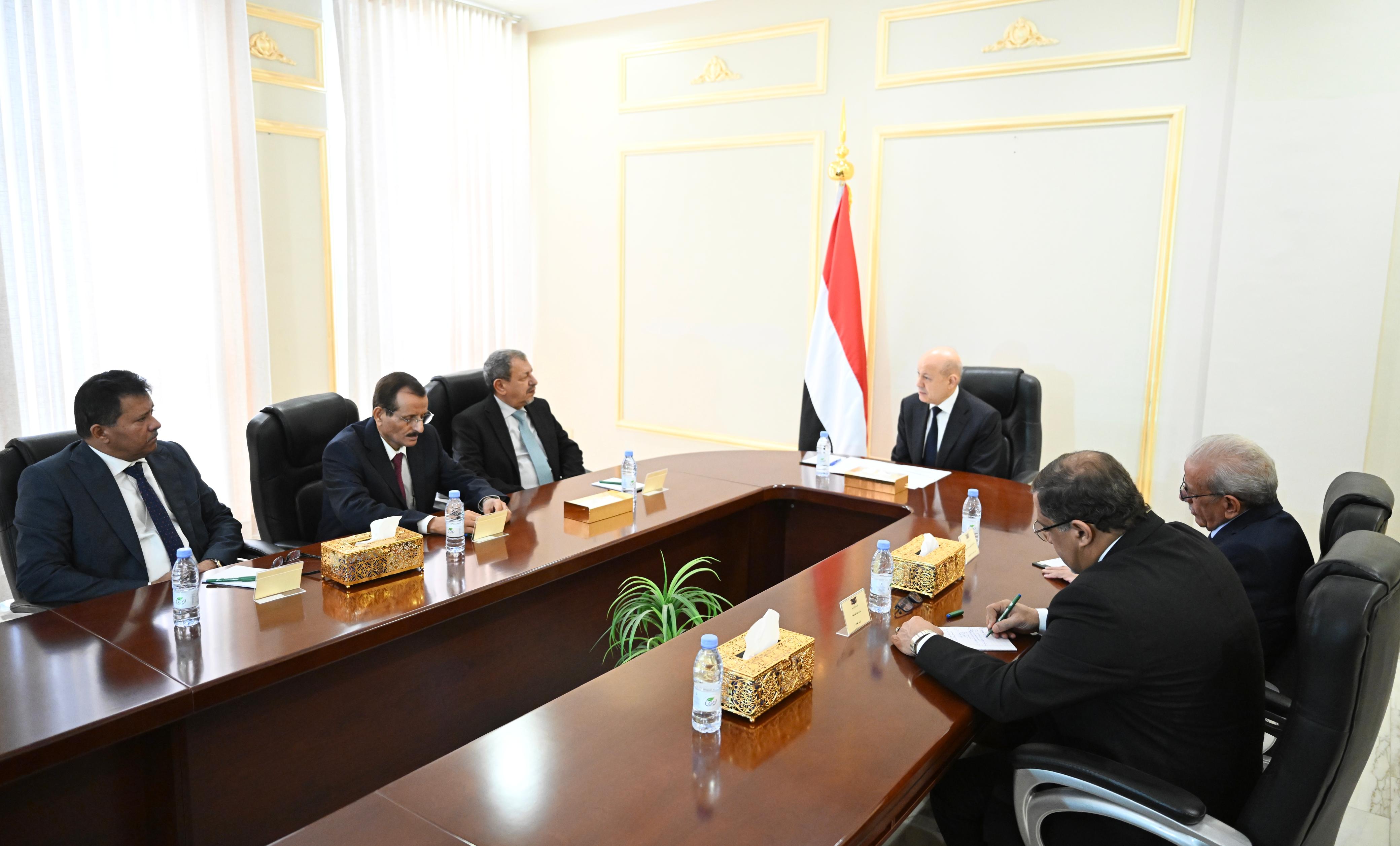President Al-Alimi Affirms Pivotal Role of Judiciary in Upholding State Authority and Protecting Its Legal Standing