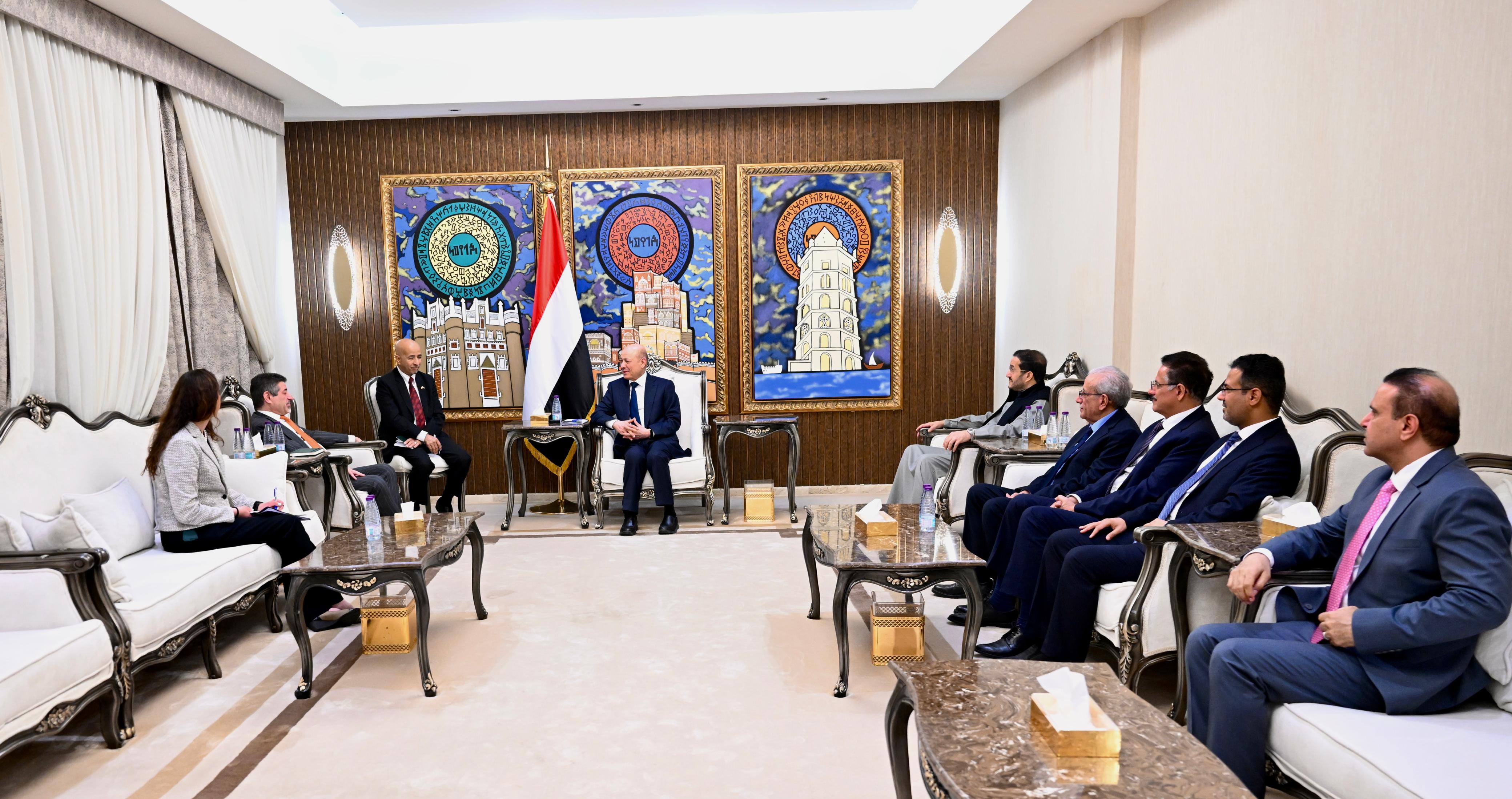 President of Leadership Council Receives U.S. Ambassador