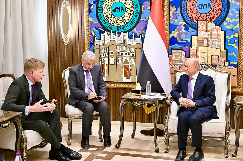 President Al-Alimi: Restoring State Institutions Remains Top Priority Amid Houthi-Iran Alignment