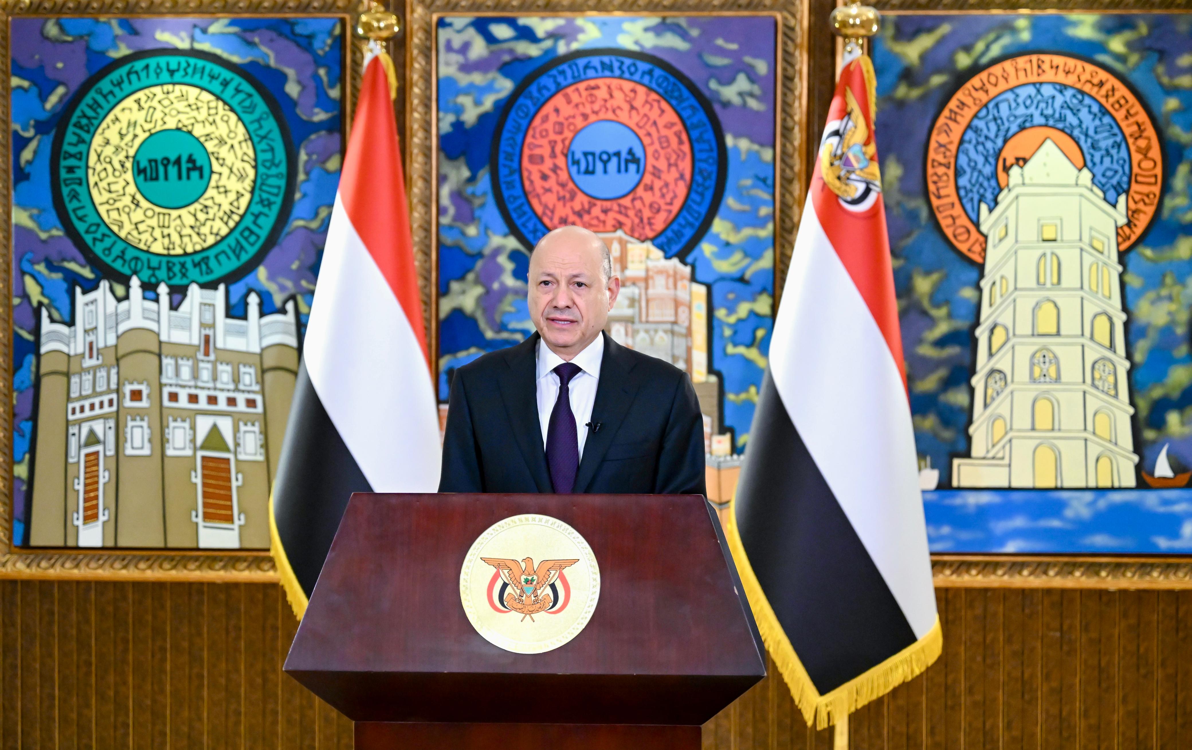 President Al-Alimi Announces Successful Handover of Military Camps and Formation of a Supreme Military Committee to Restore State Institutions Peacefully or by Force