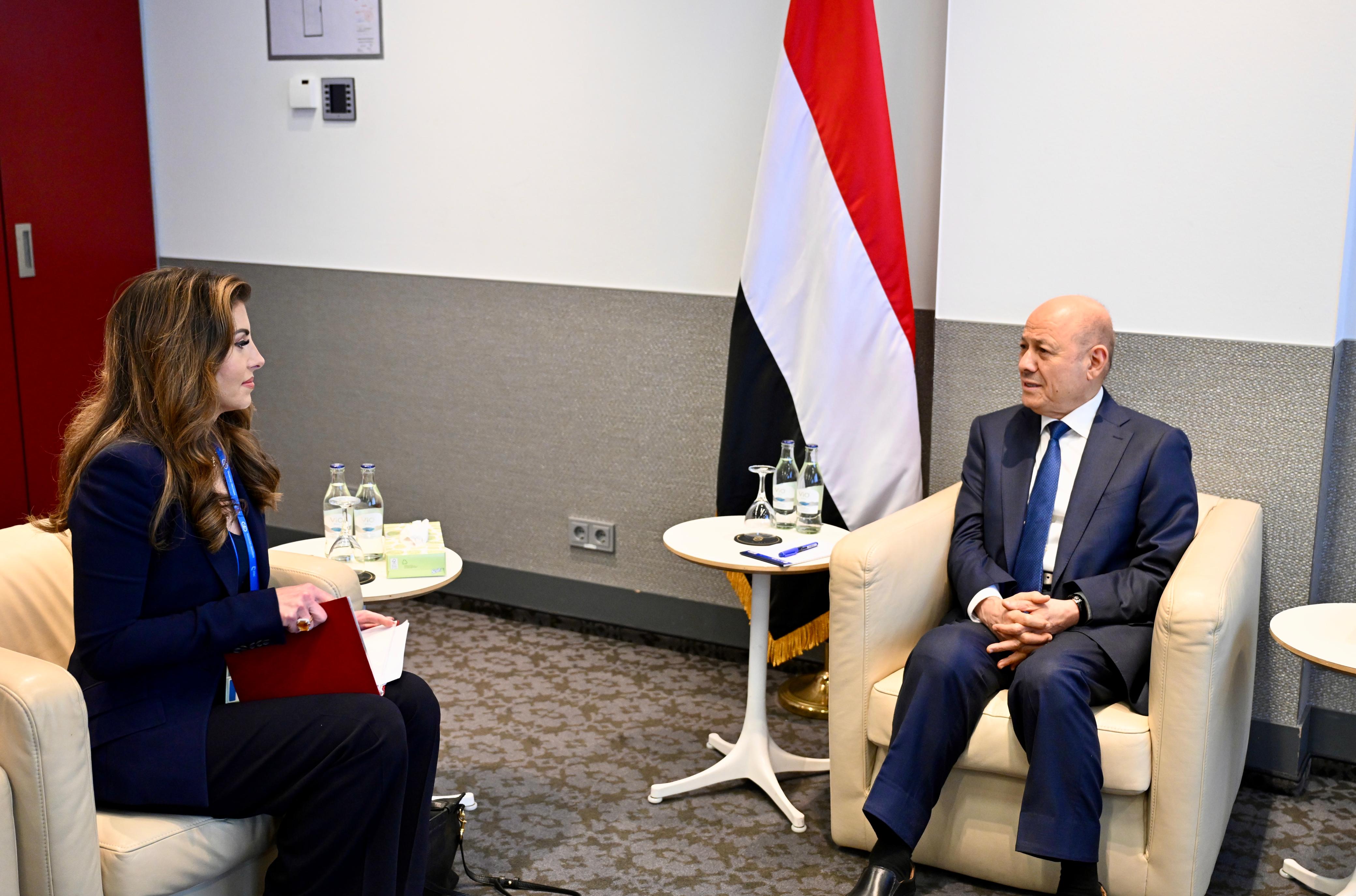President Al-Alimi Meets with U.S. Deputy Special Envoy for Middle East