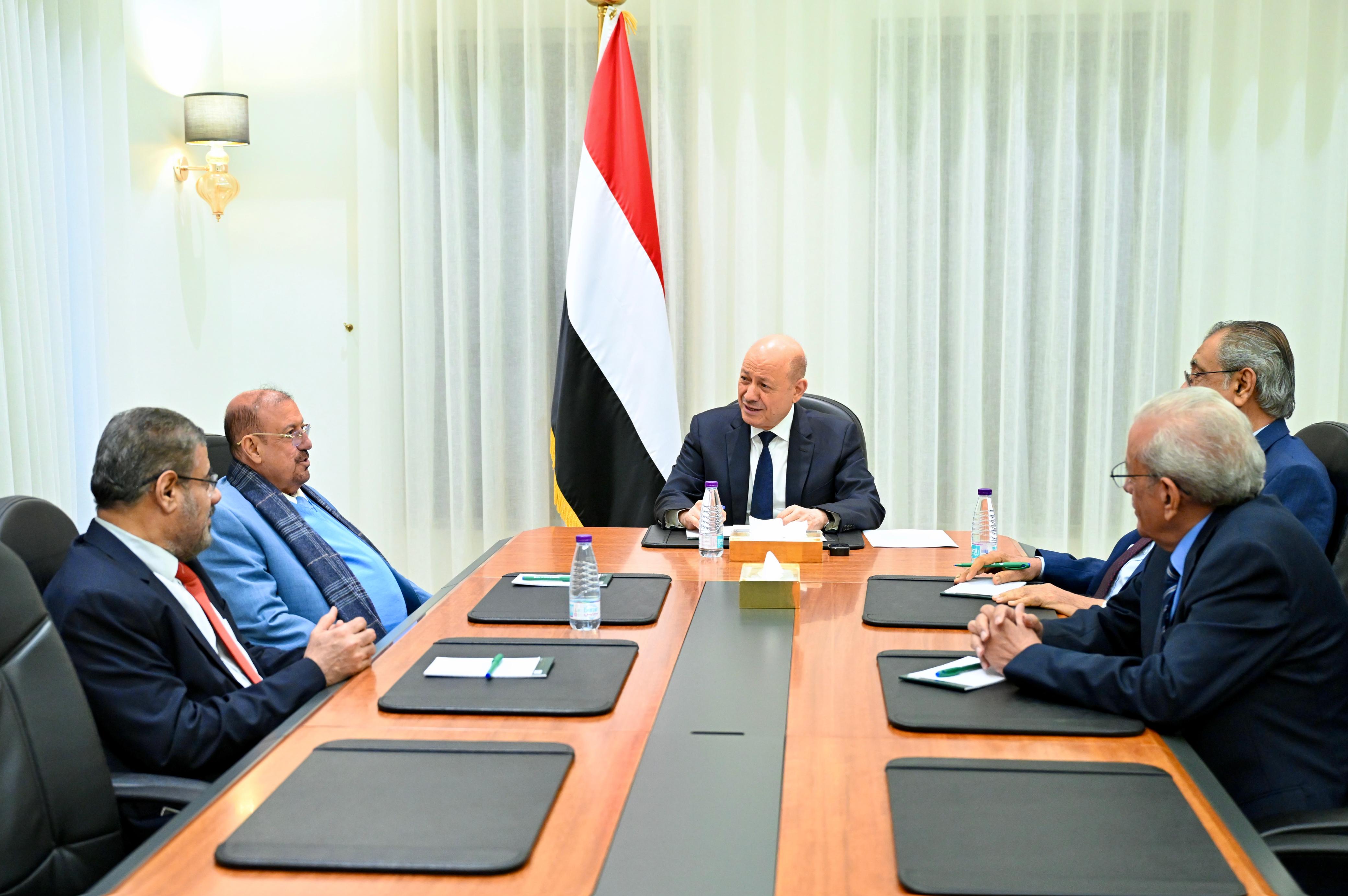President Al-Alimi Reaffirms Full State Support for Local Authority Efforts in Hadhramaut
