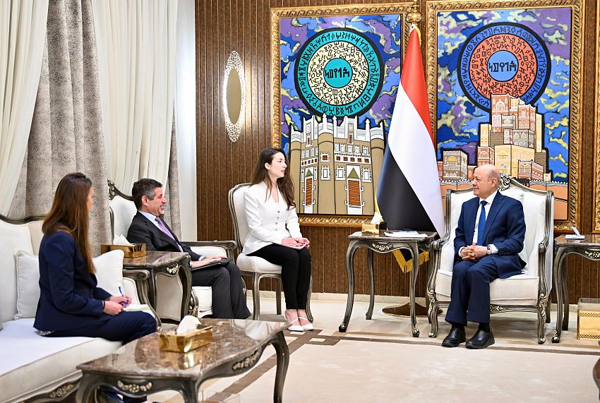 President Al-Alimi Praises Partnership with US in Counterterrorism and Deterring Iran-Backed Militias