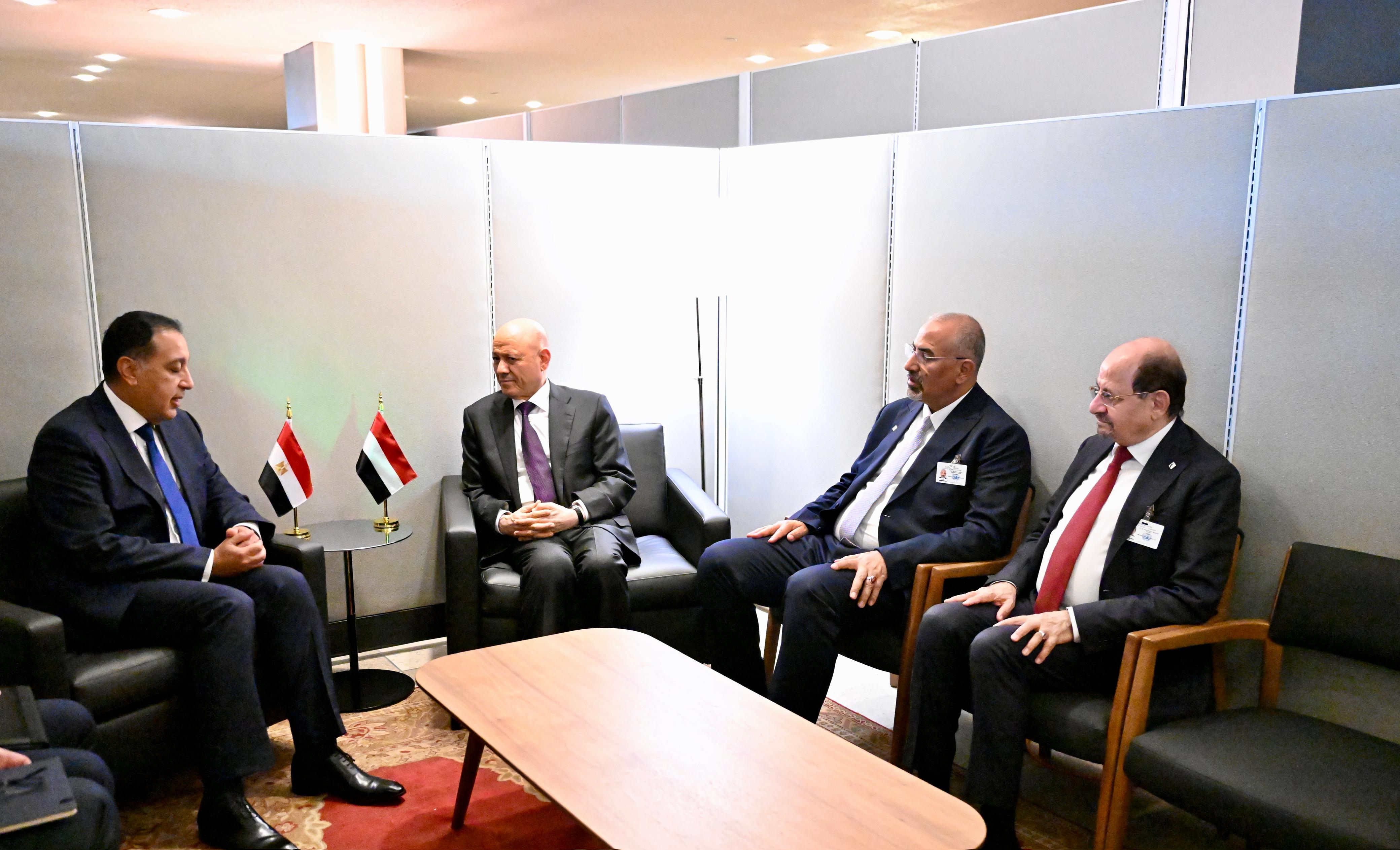 President Al-Alimi Meets Egyptian Prime Minister to Discuss Bilateral Relations and Regional Developments