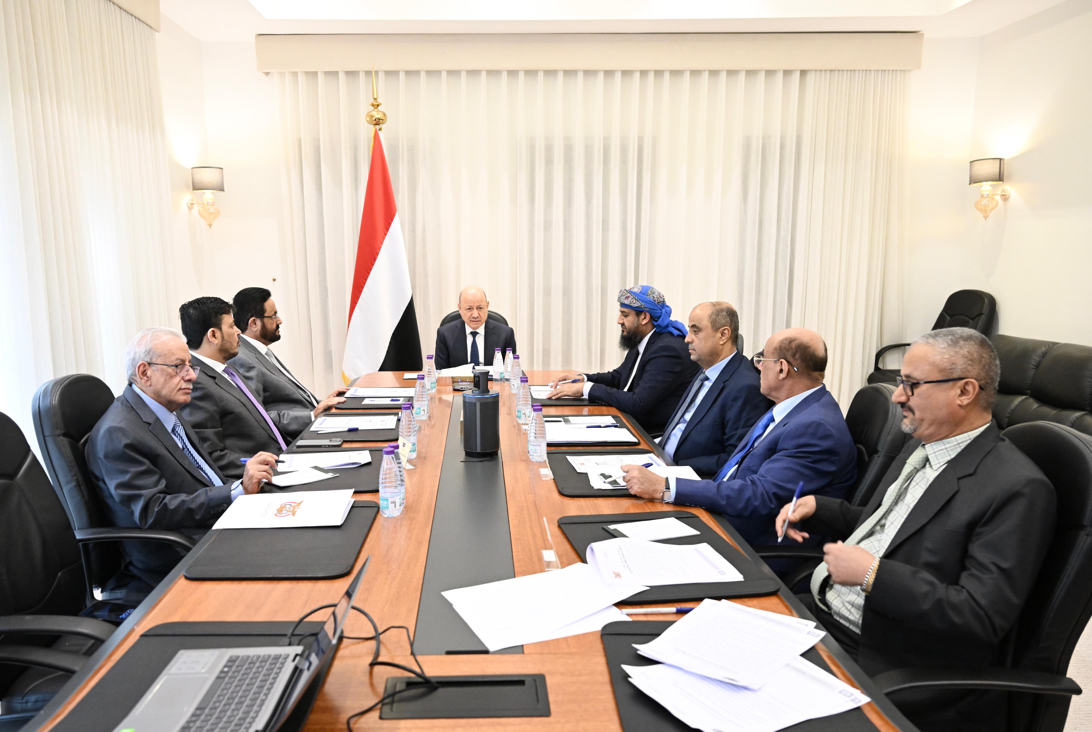 Presidential Council Meets with Local Authorities, Emphasizes Priority of Unifying Revenues and Strengthening Security and Services