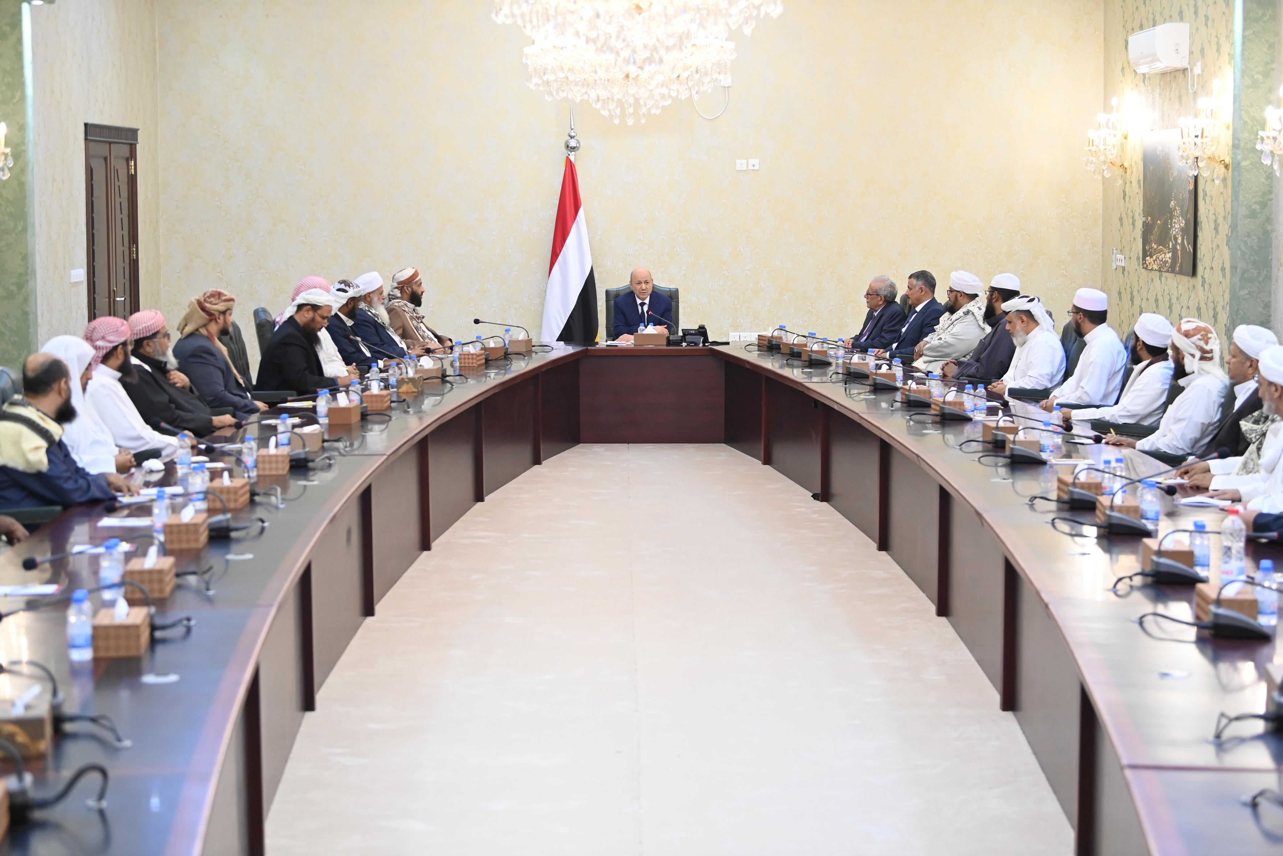 President Al-Alimi urges religious scholars and guides for an innovative religious discourse