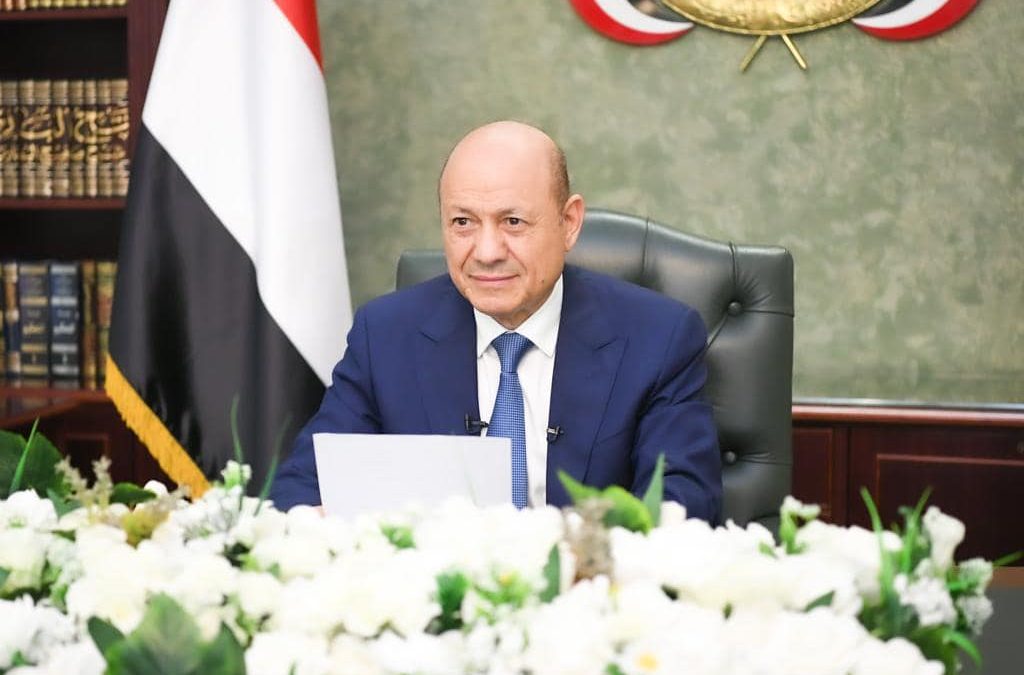 رئيس مجلس القيادة يتلقى برقيات تهان من قادة الدول الشقيقة