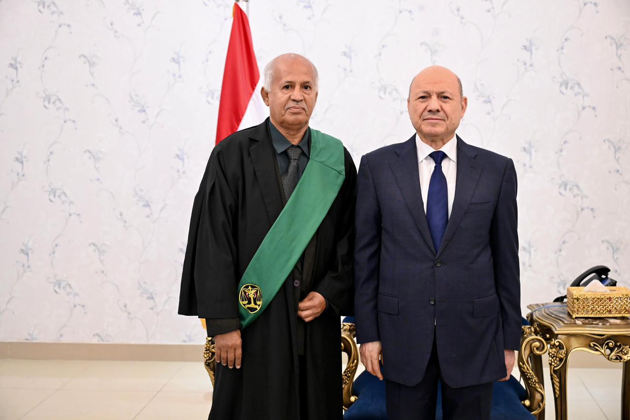 (4)القضاة المعينون بالمحكمة العليا يؤدون اليمين القانونية امام رئيس مجلس القيادة الرئاسي 9 سبتمبر 2023