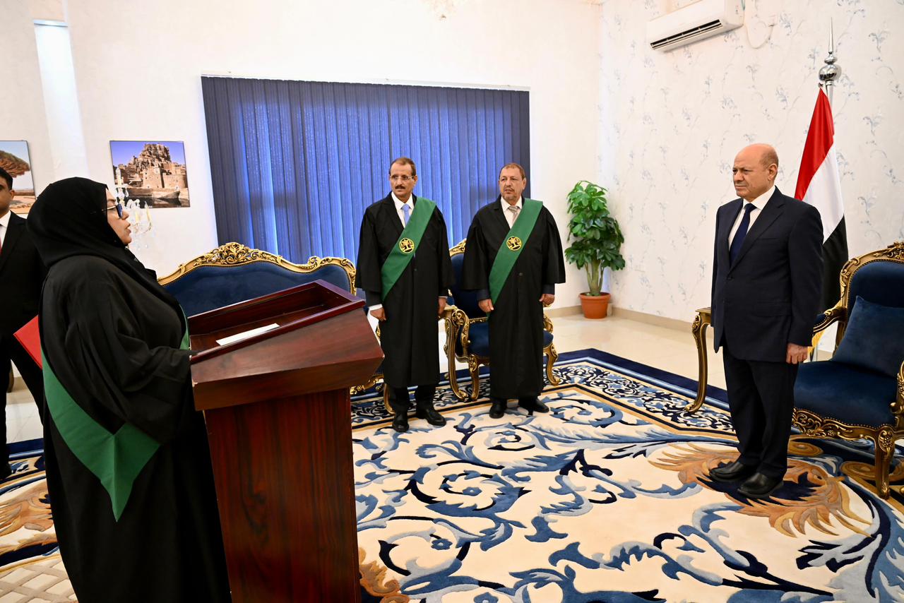 (2)القضاة المعينون بالمحكمة العليا يؤدون اليمين القانونية امام رئيس مجلس القيادة الرئاسي 9 سبتمبر 2023