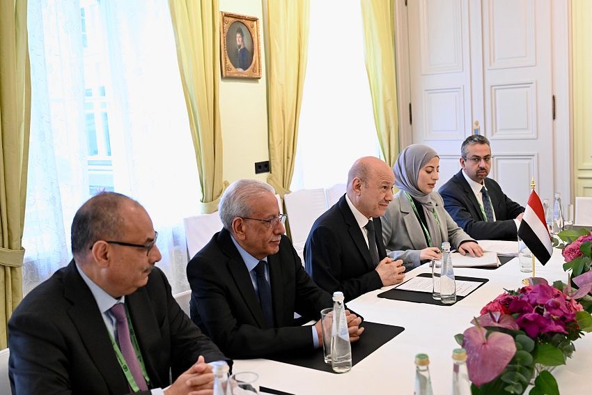 لقاء فخامة الرئيس العليمي رئيس جمهورية فنلندا على هامش أعمال مؤتمر ميونيخ للأمن الدولي 