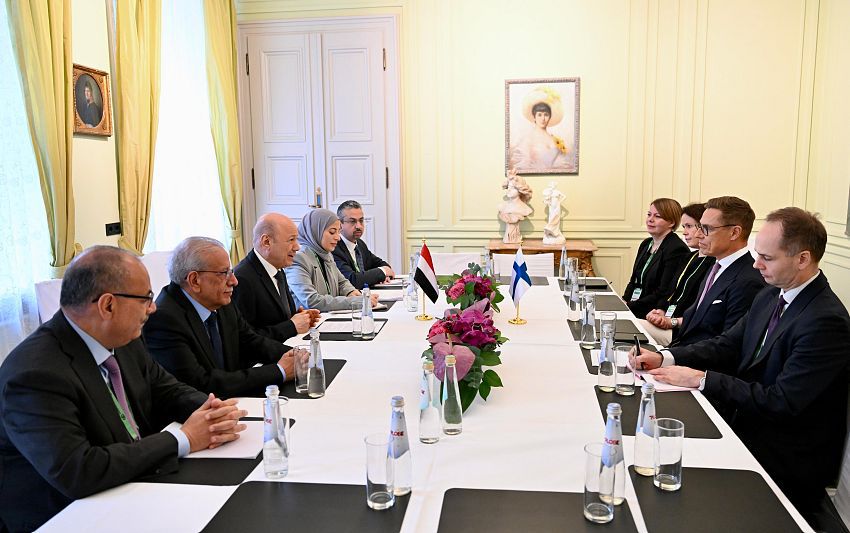 لقاء فخامة الرئيس العليمي رئيس جمهورية فنلندا على هامش أعمال مؤتمر ميونيخ للأمن الدولي