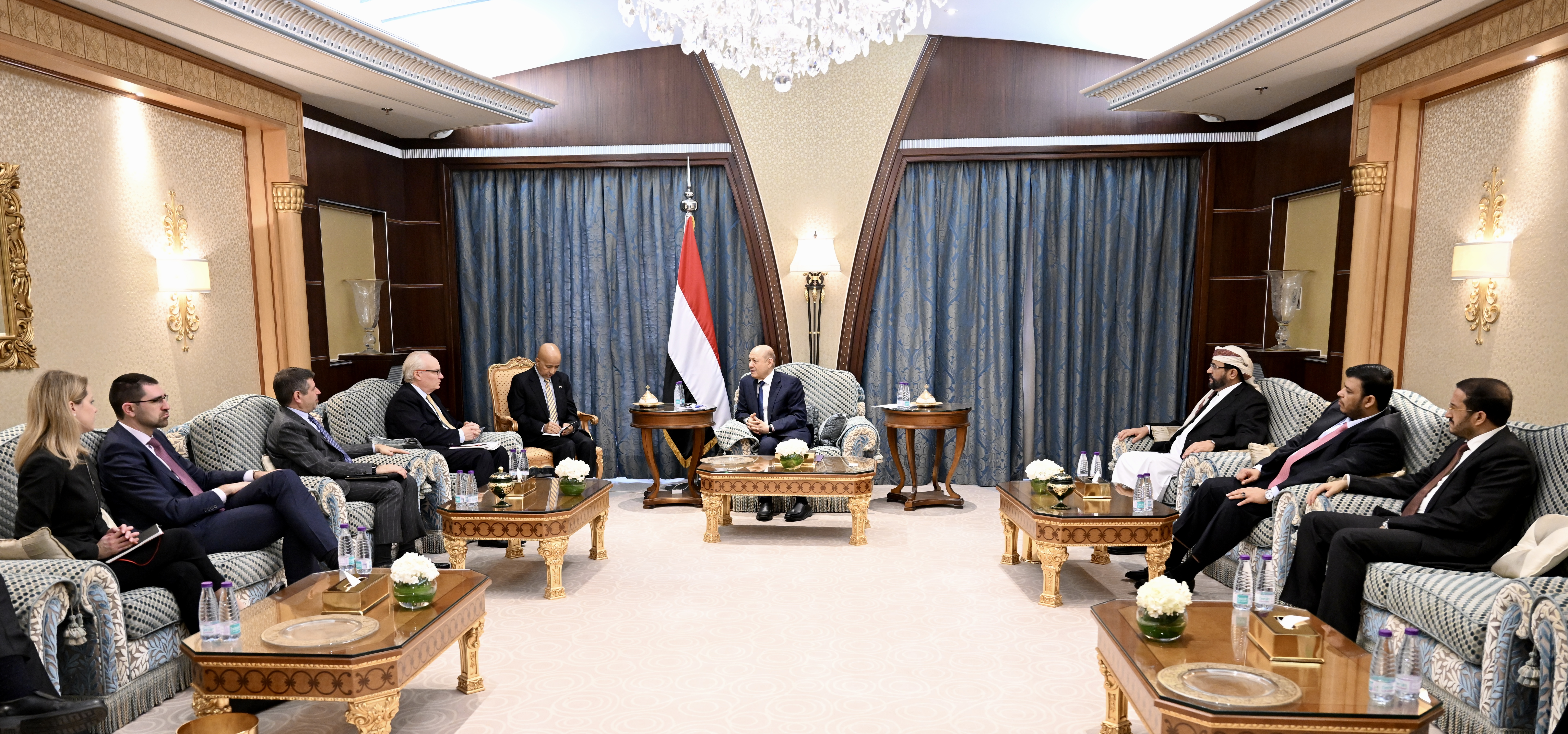 فخامة الرئيس يستقبل المبعوث الأمريكي لبلادنا 15 مارس 2023
