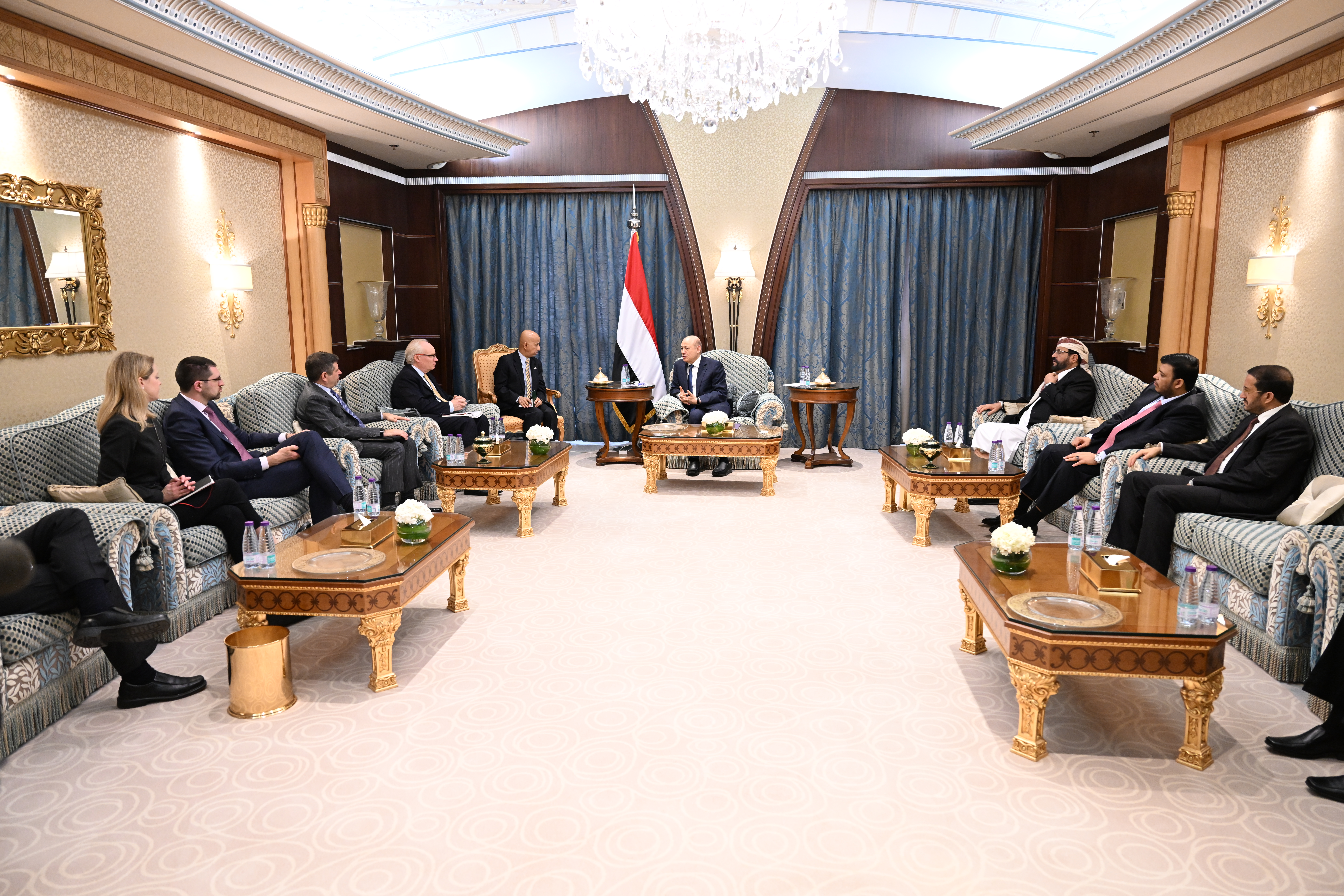 فخامة الرئيس يستقبل المبعوث الأمريكي لبلادنا 15 مارس 2023