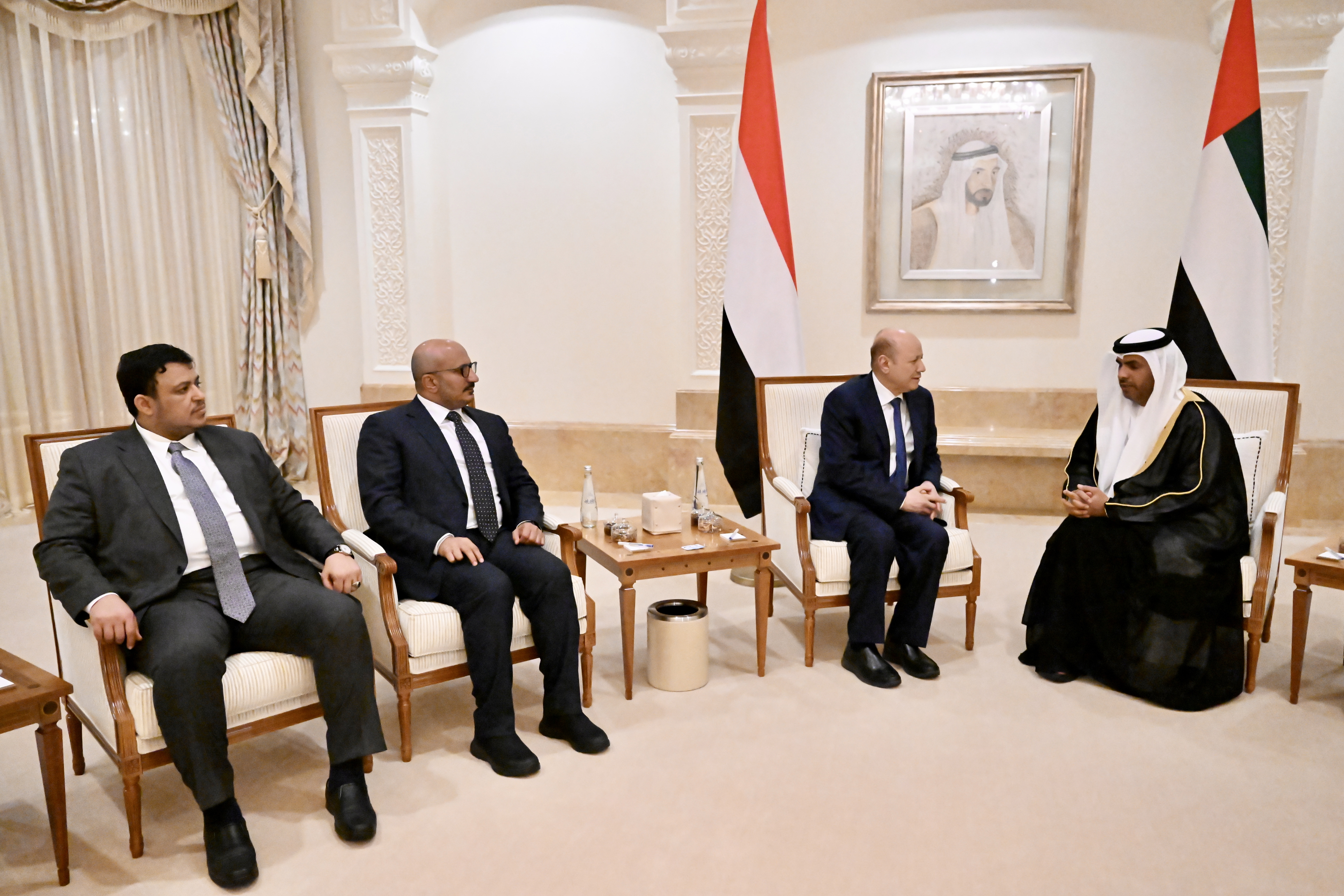 وصول فخامة الرئيس رشاد العليمي إلى العاصمة الإماراتية أبو ظبي  29 نوفمبر 2022