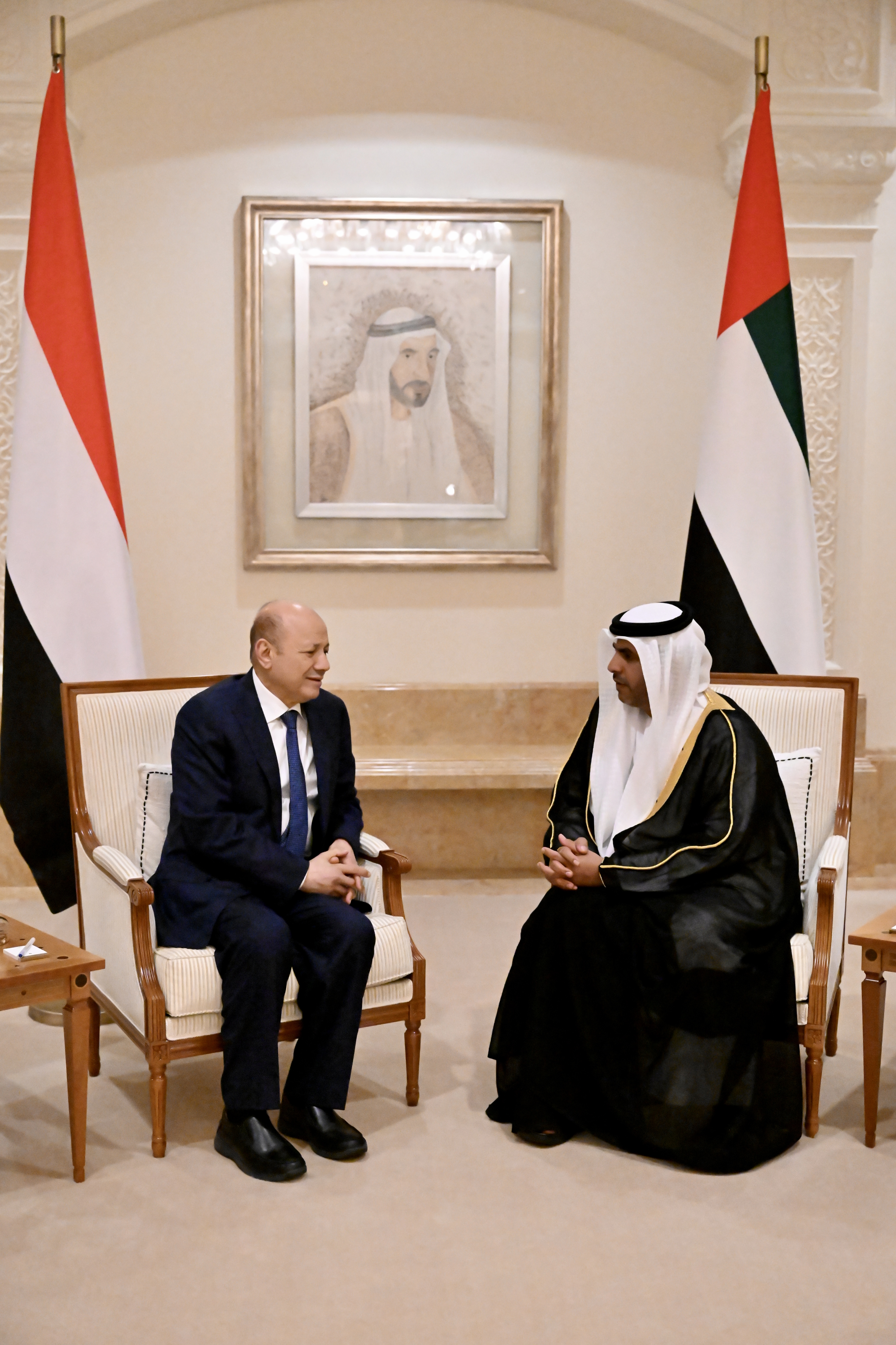 وصول فخامة الرئيس رشاد العليمي إلى العاصمة الإماراتية أبو ظبي  29 نوفمبر 2022